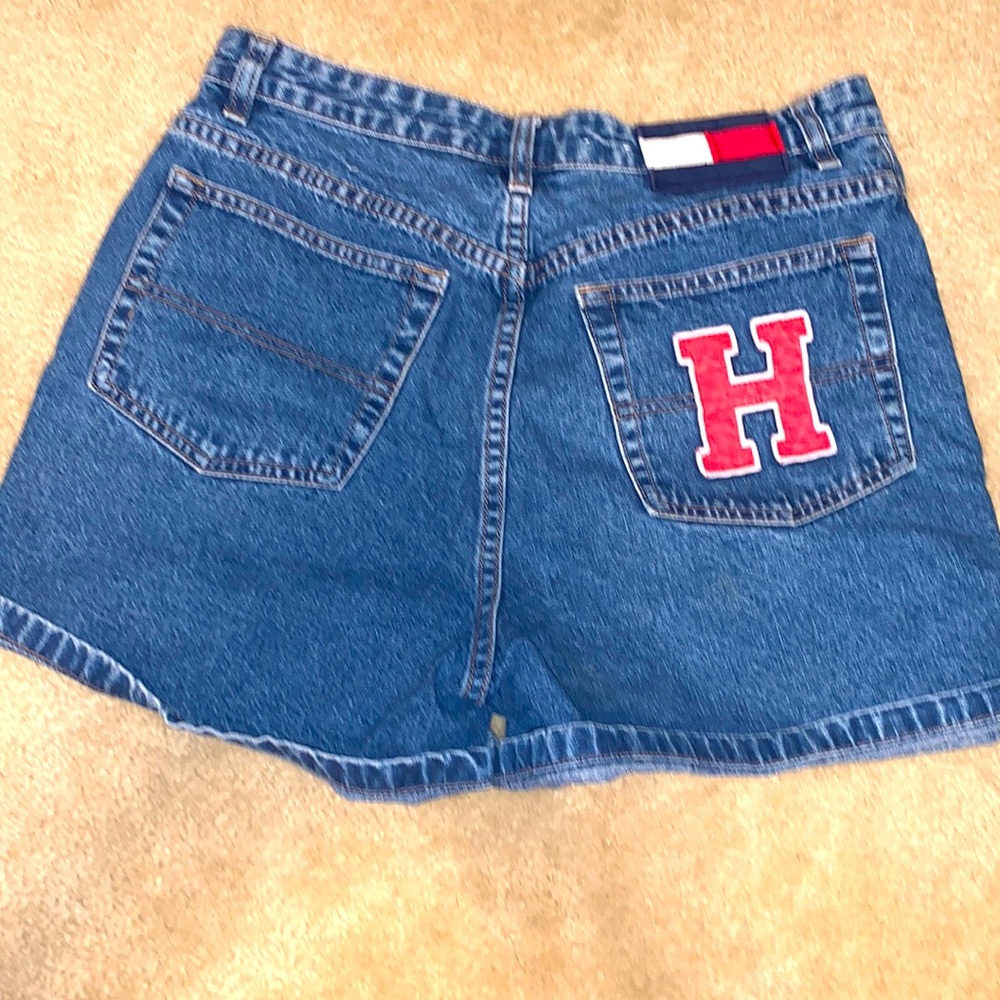 TOMMY “H” POCKET jean shorts